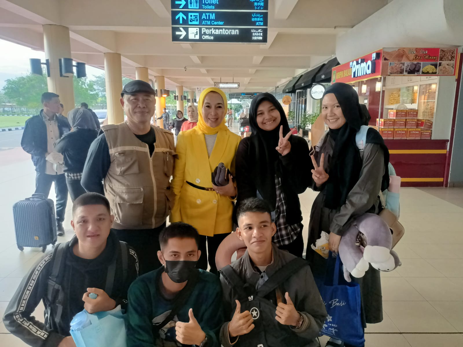 Sembilan Mahasiswa Prodi Sastra Jepang Universitas Bung Hatta Berangkat ke Hakuba dan Karuizawa Jepang