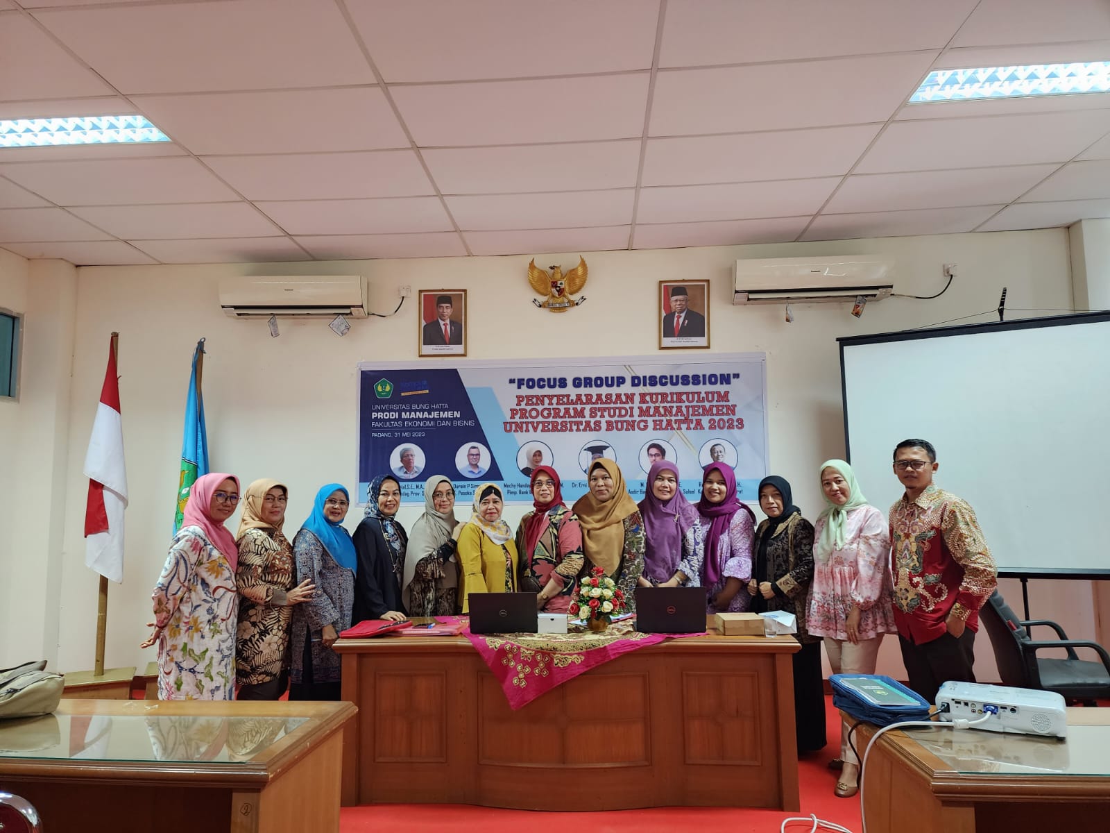 Program Studi Manajemen Fakultas Ekonomi dan Bisnis mengadakan Focus Group Discussion (FGD) Revisi Kurikulum