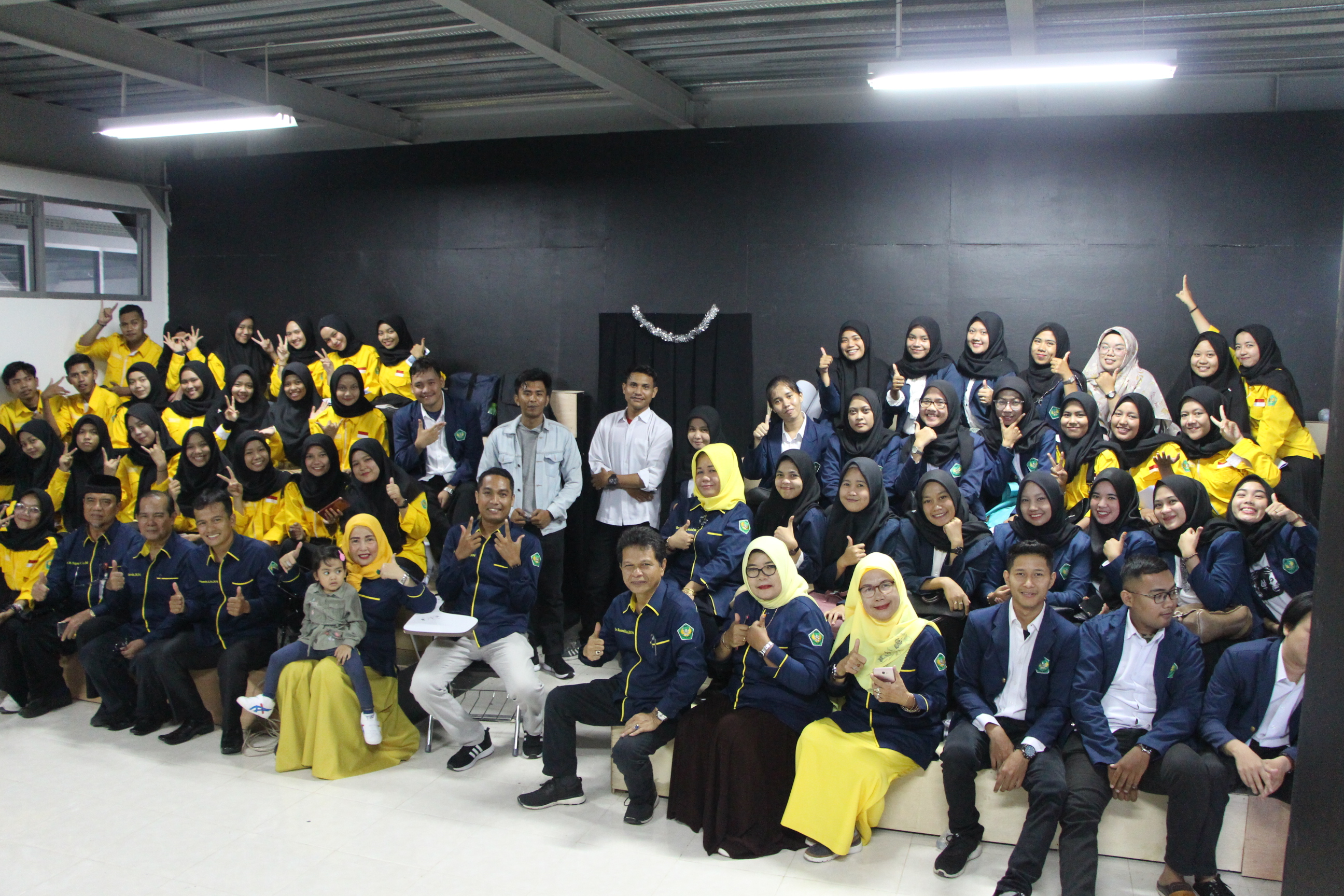 Prodi Pindo FKIP UBH Selenggarakan Diskusi Akhir Semester di Pusat Belajar Mahasiswa