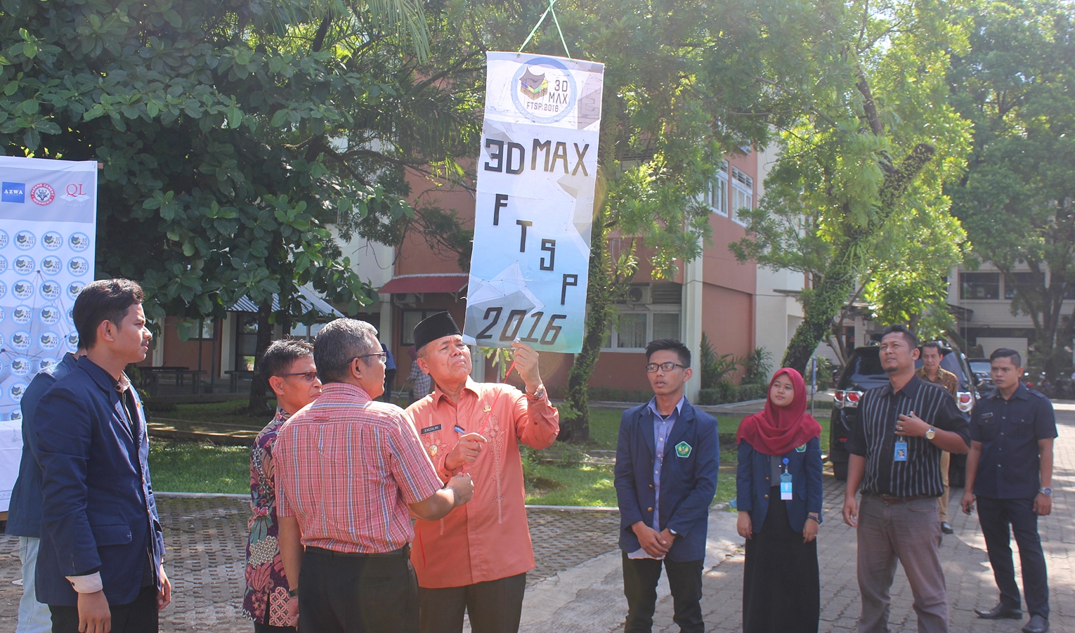 Wakil Wali Kota Padang Ir. H. Emzalmi, M.Si Buka Kegiatan 3D MAX FTSP 2016