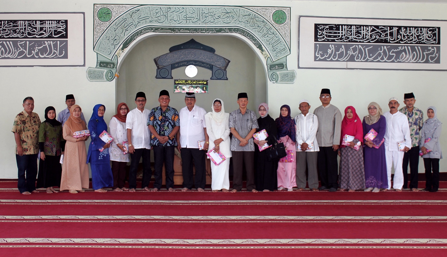 UBH Lepas 13 Jemaah Haji dan Doa Bersama Untuk Bung Hatta