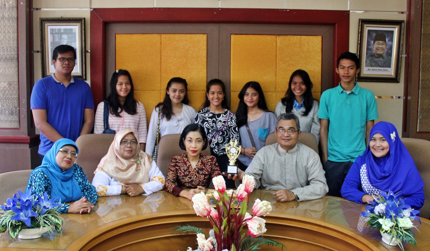 Tim Bola Basket Putri Universitas Bung Hatta Juara 3 POMWIL Kopertis Wilayah X