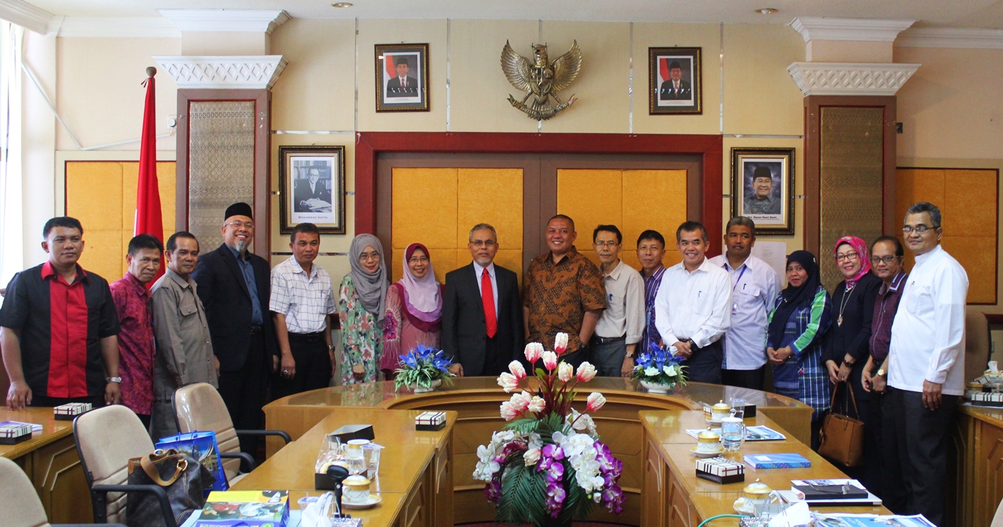 Jajaki Kerjasama, Universiti Kebangsaan Malaysia Kunjungi UBH