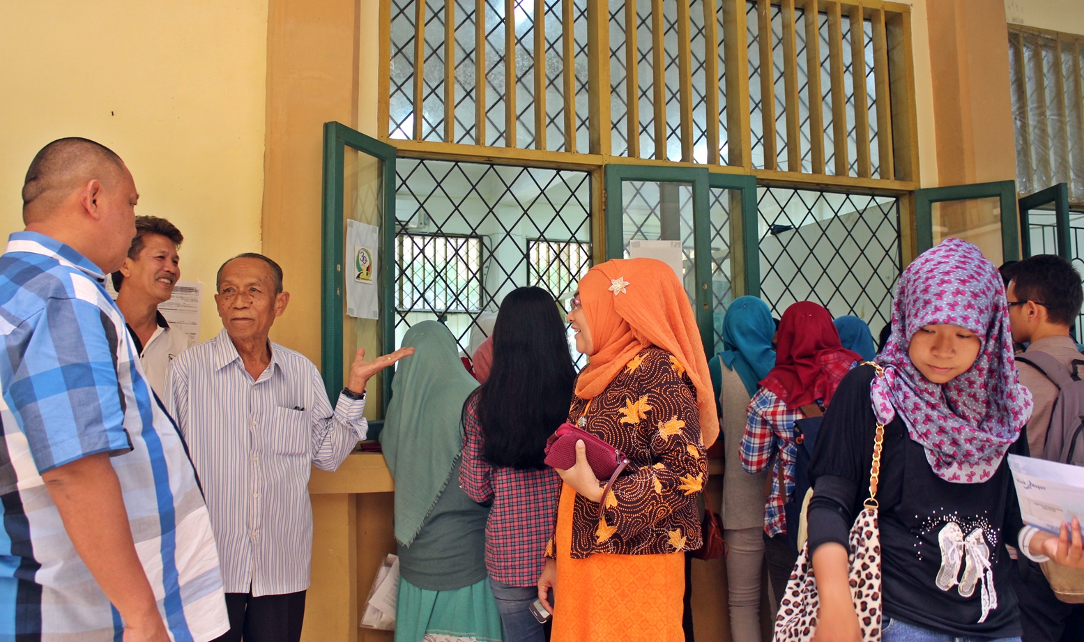 Dewan Pembina Yayasan Pendidikan Bung Hatta, Tinjau Suasana Penerimaan Mahasiswa Baru