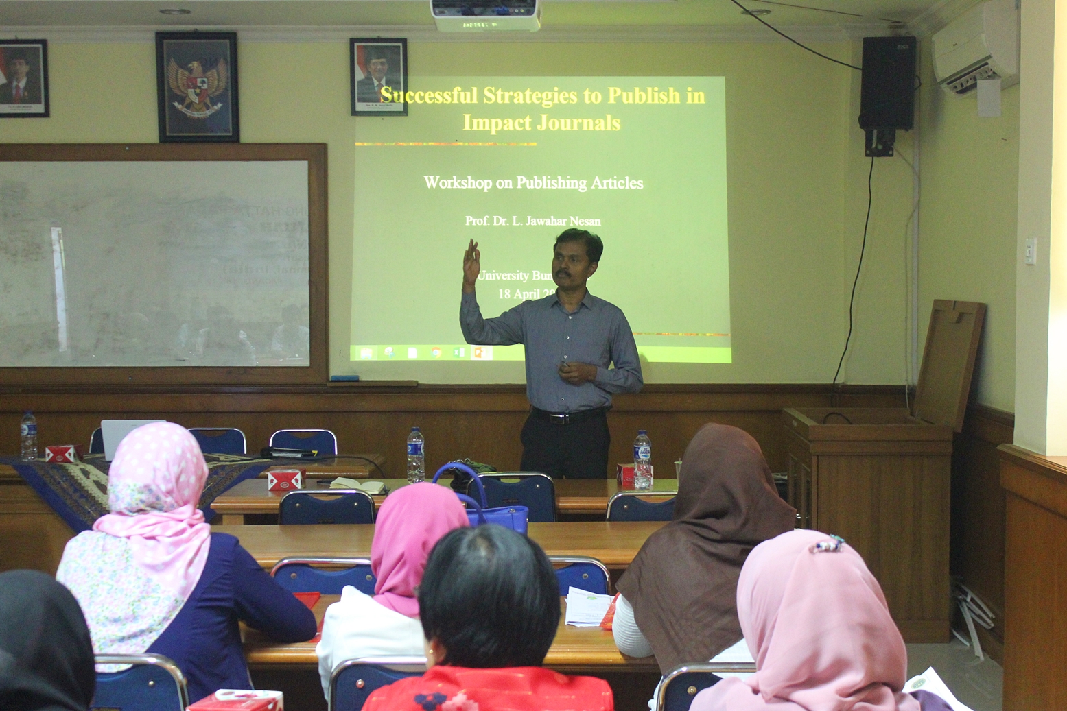 Teknik Sipil Universitas Bung Hatta Gelar Workshop Penulisan Artikel Ilmiah