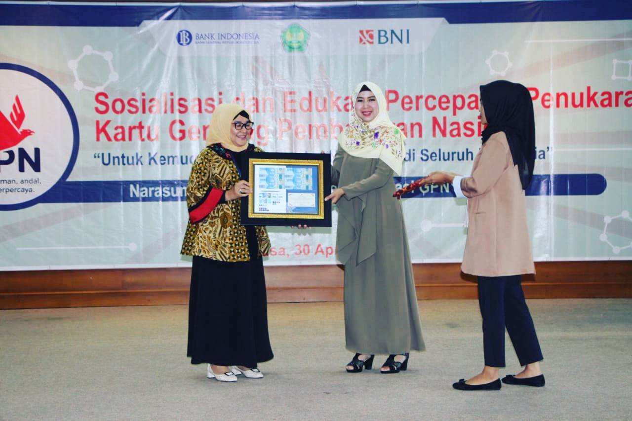 Bank Indonesia Bekerja Sama dengan Universitas Bung Hatta Menggelar Sosialisasi dan Edukasi Percepatan Penukaran Kartu Gerbang Pembayaran Nasional