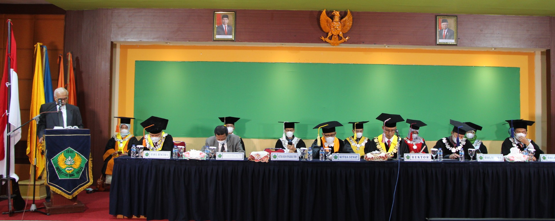 Rektor Universitas Bung Hatta Melantik 1031 Wisudawan ke-74: Lulusan Siap Hadapi Tantangan Zaman