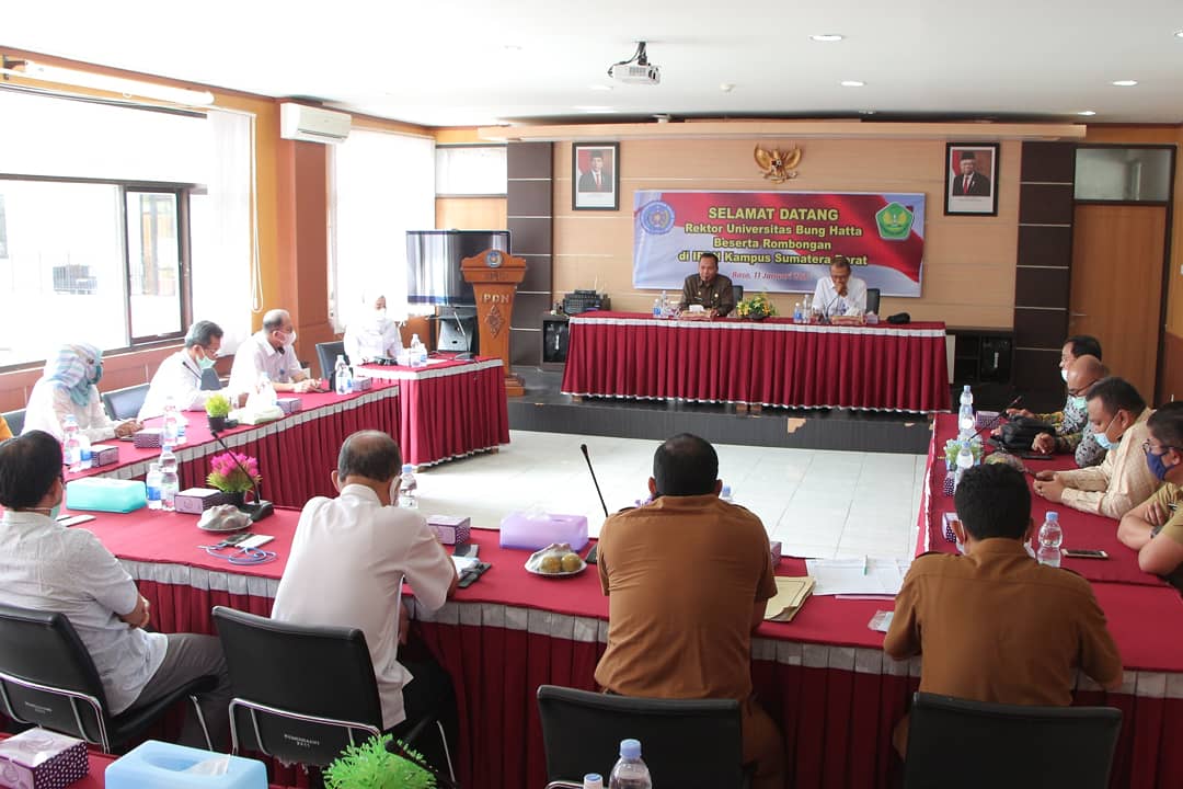 Universitas Bung Hatta Jalin Kerja Sama dengan IPDN Sumatra Barat