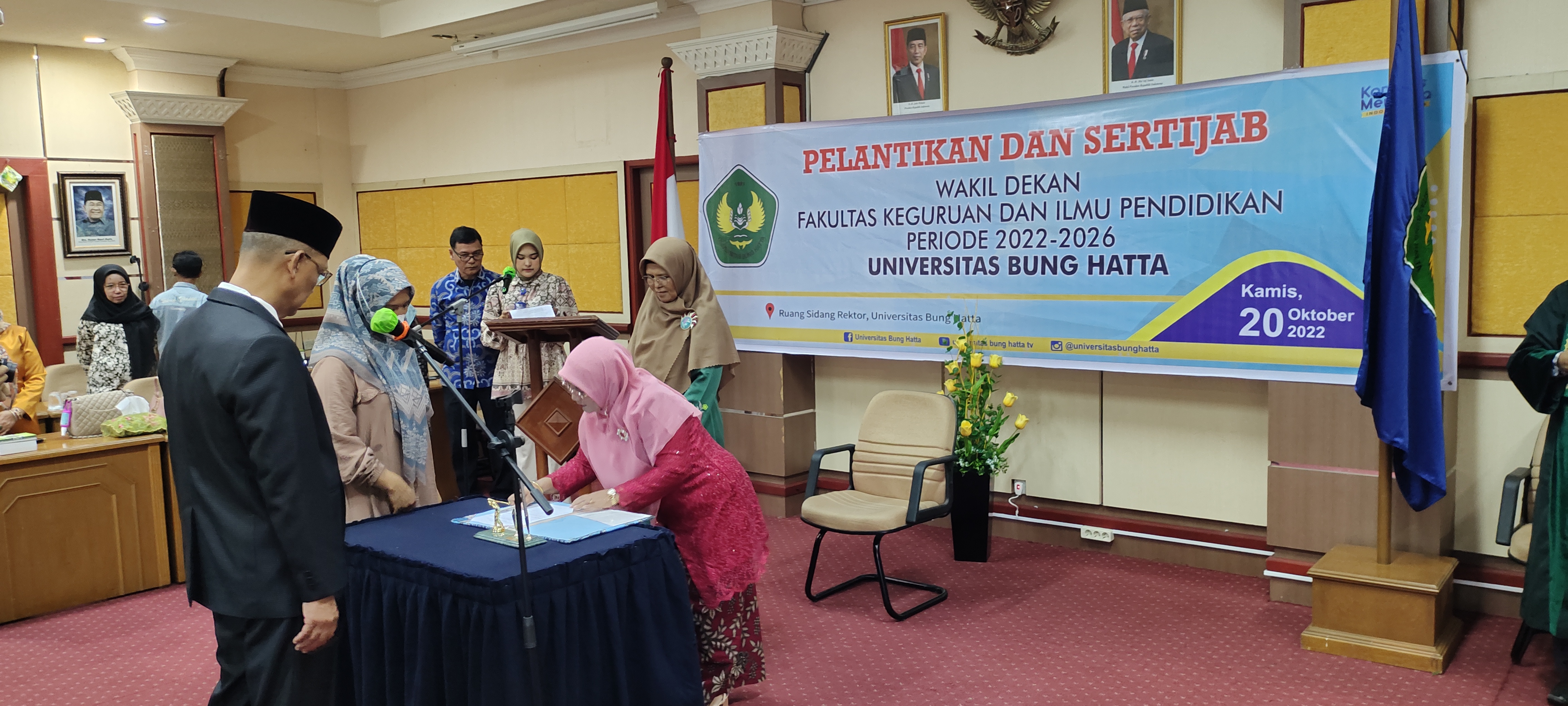 Rektor Universitas Bung Hatta Resmi Melantik Wadek FKIP Periode 2022-2026