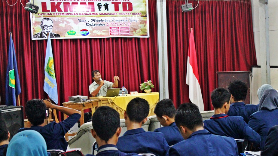 LKMM-TD BEMM FPIK UBH Ciptakan Pemimpin Berkarakater "STUPID"