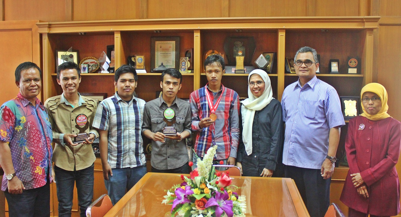 Tim Bridge UBH Juarai Kejuaraan Nasional