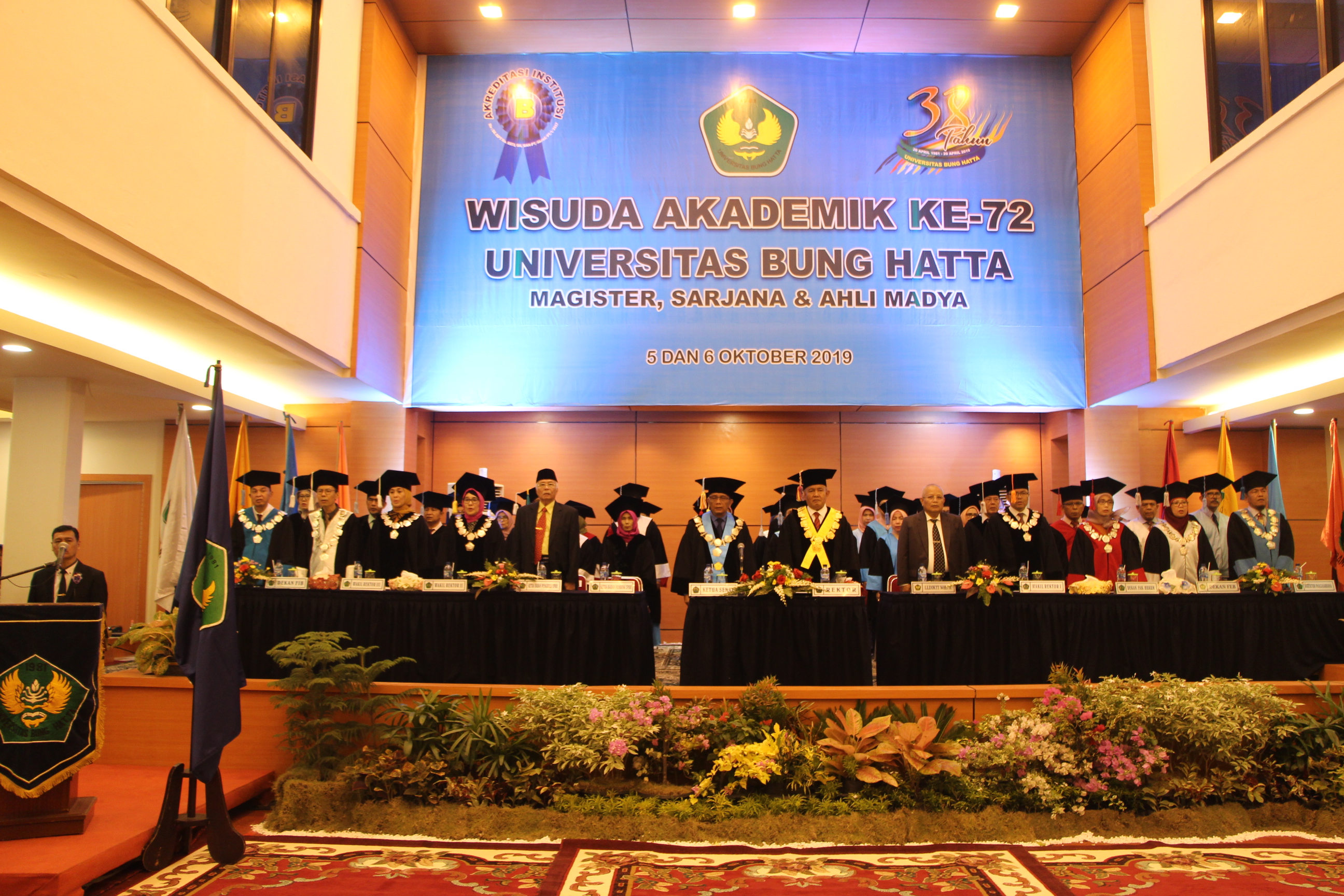 Semarak Wisuda ke-72 Universitas Bung Hatta