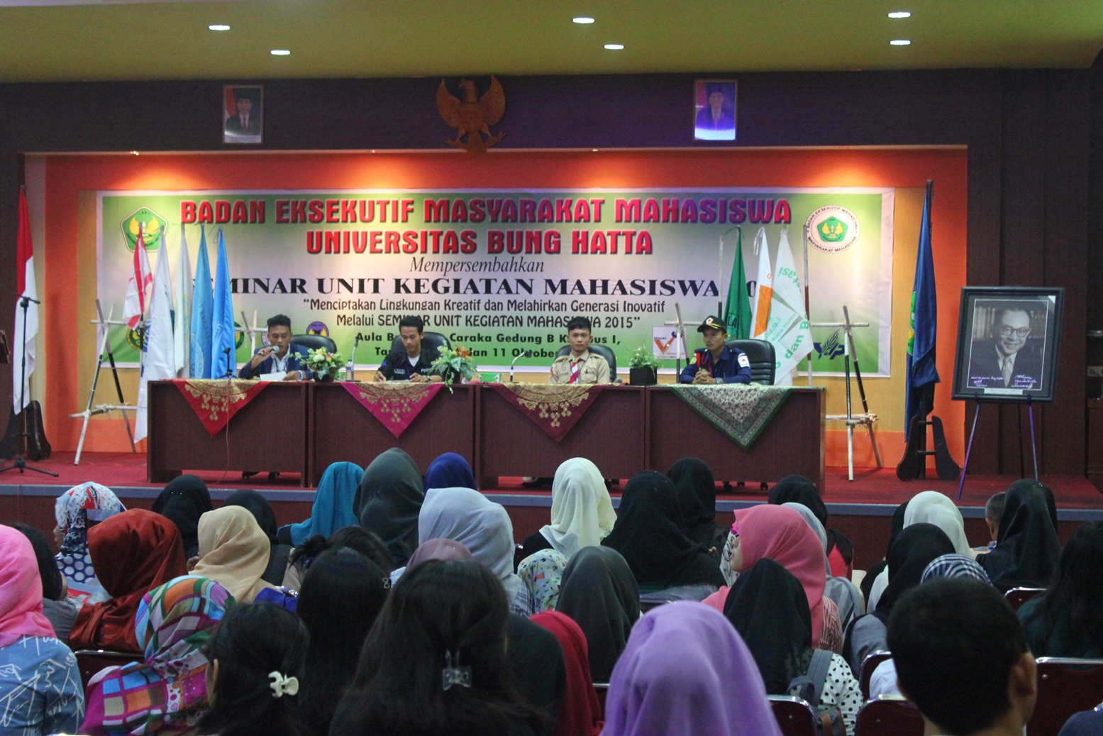 Rektor Universitas Bung Hatta Buka Seminar Unit Kegiatan Mahasiswa 2015