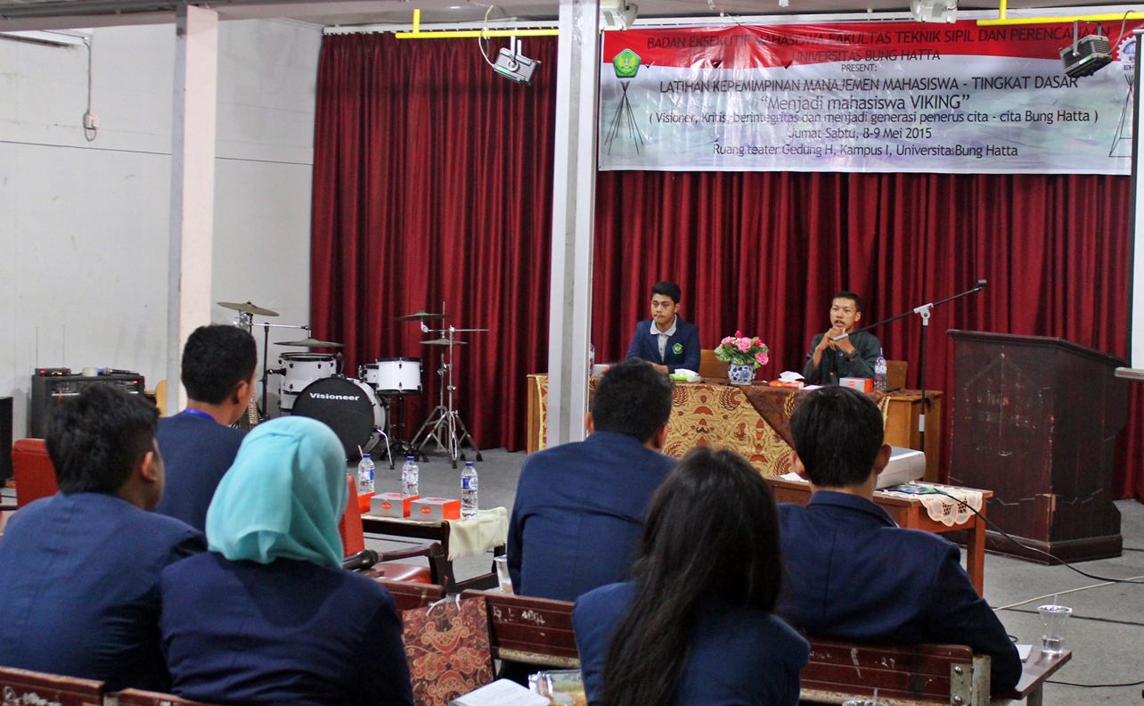 Menjadikan Mahasiswa "Viking" Lewat Latihan Kepemimpinan