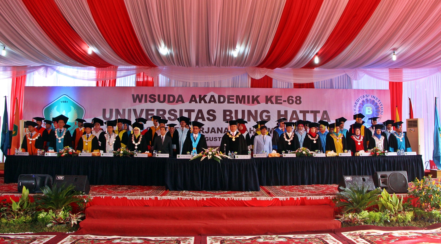 Wisuda ke-68, Universitas Bung Hatta Semakin Cemerlang di Posisi 71 secara Nasional
