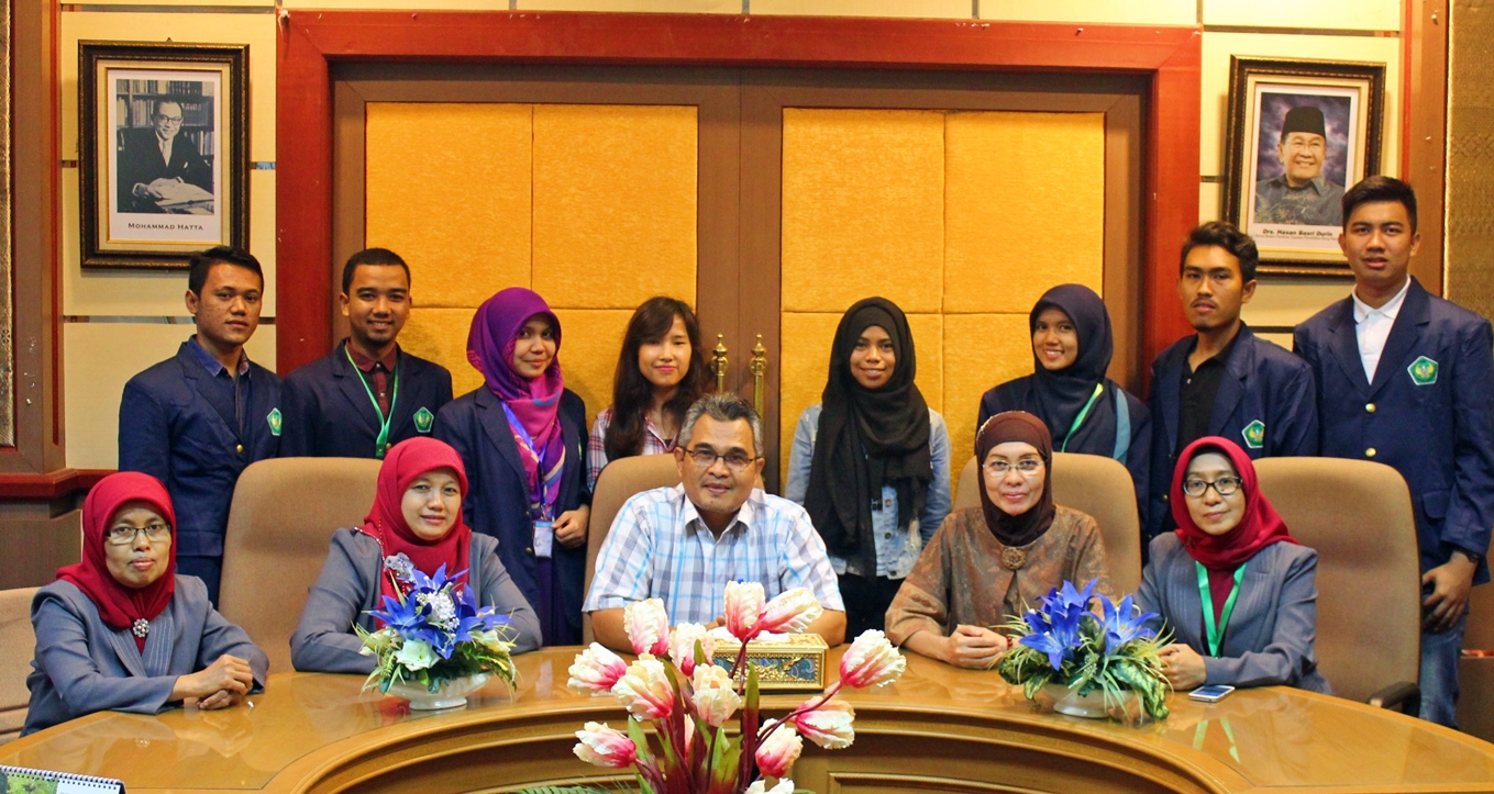 Monitoring Mahasiswa Kelompok PKM Dikti 2015