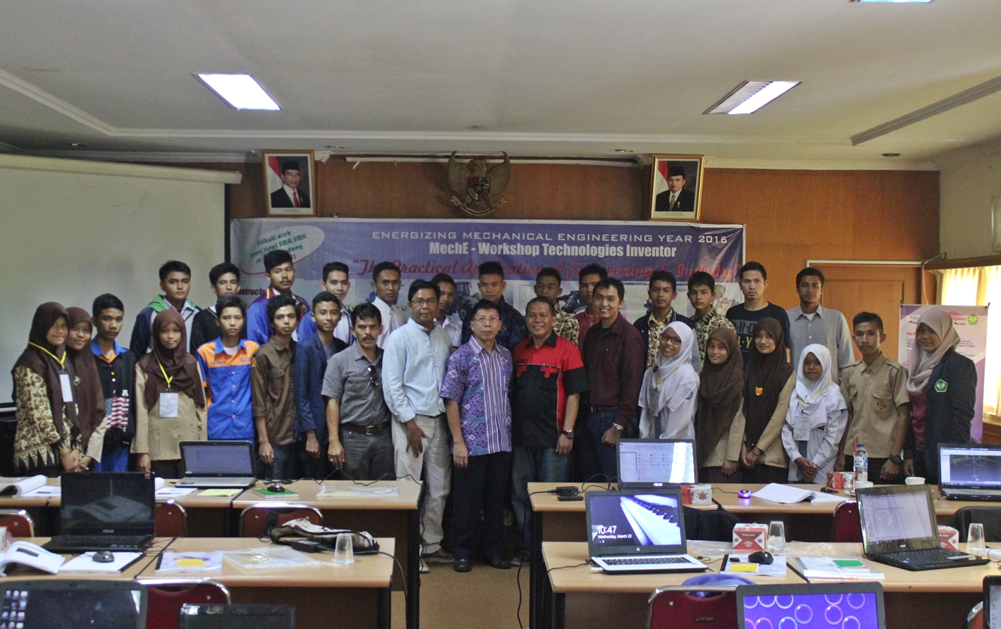 Teknik Mesin Universitas Bung Hatta Ajarkan Aplikasi Desain Untuk Pelajar