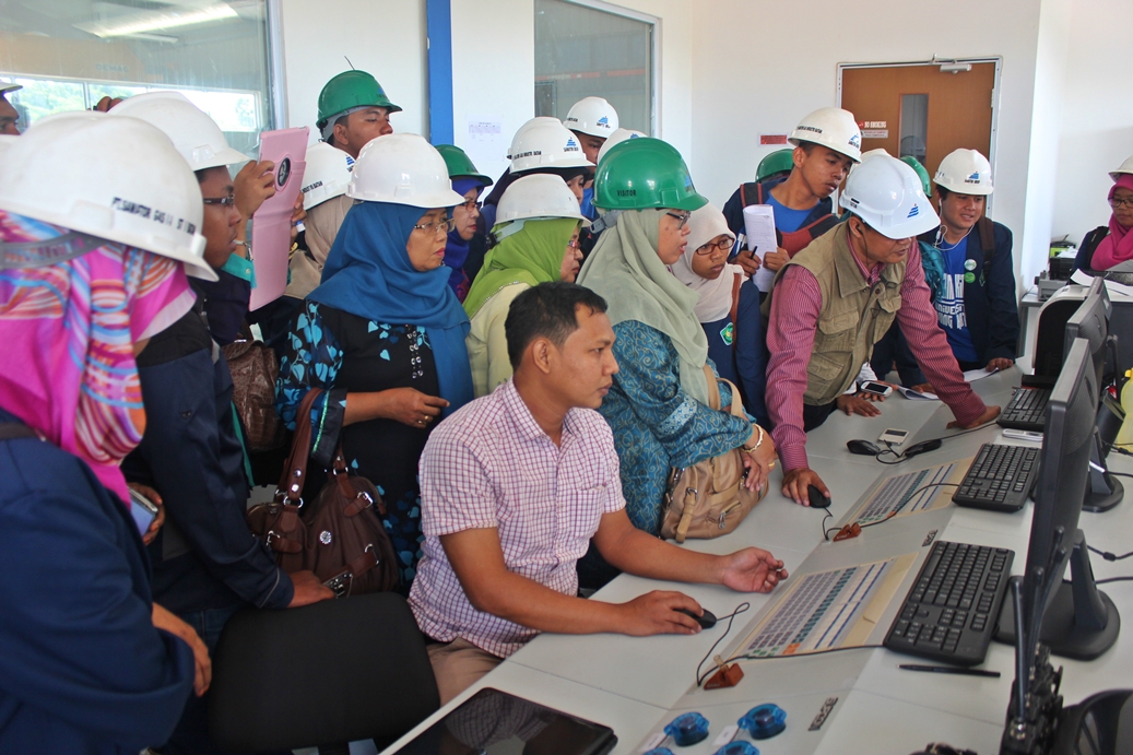 Dalami Ilmu, Teknik Kimia UBH Kunjungi Industri di Kepulauan Riau
