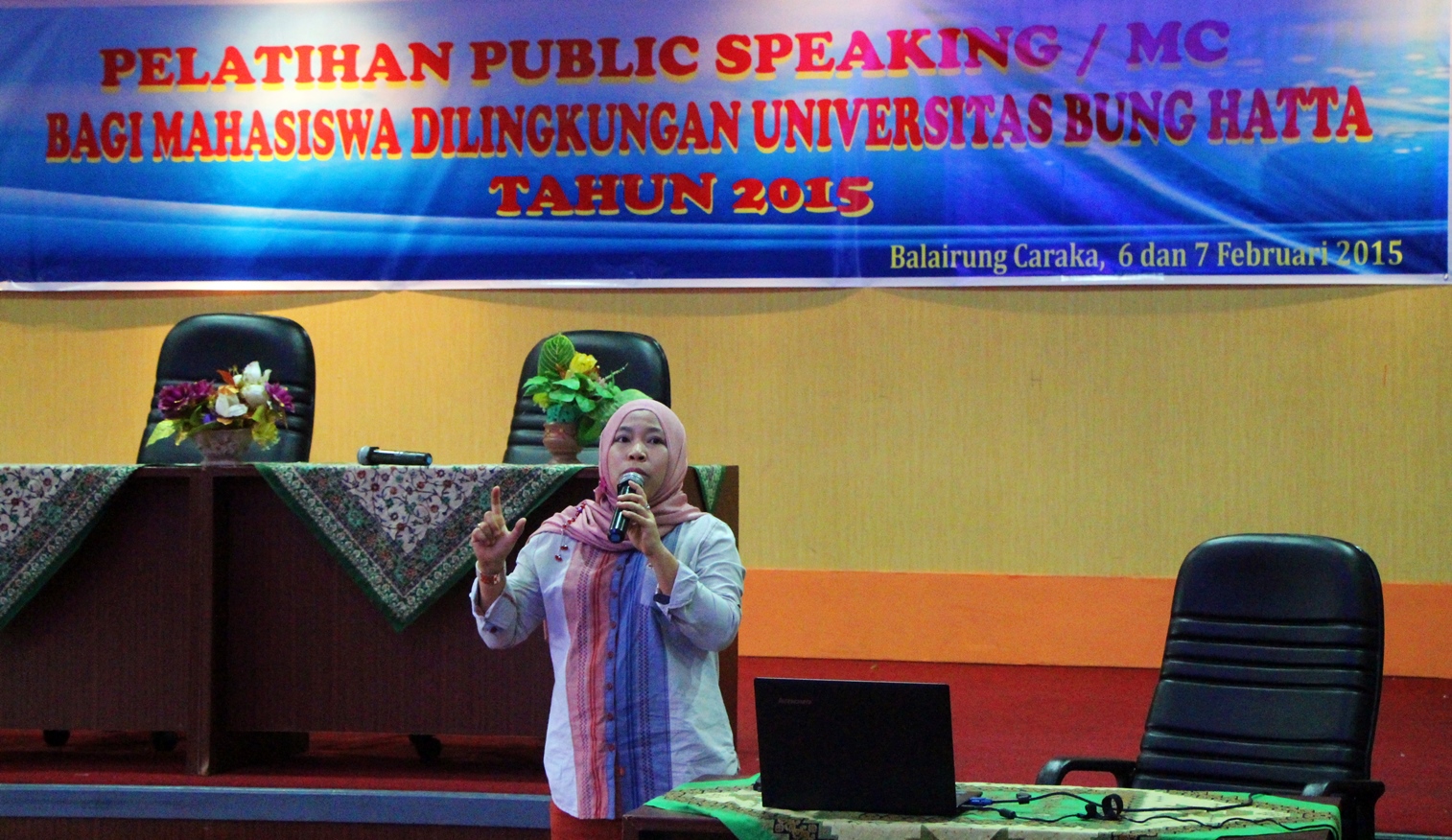 UBH Laksanakan Pelatihan Public Speaking