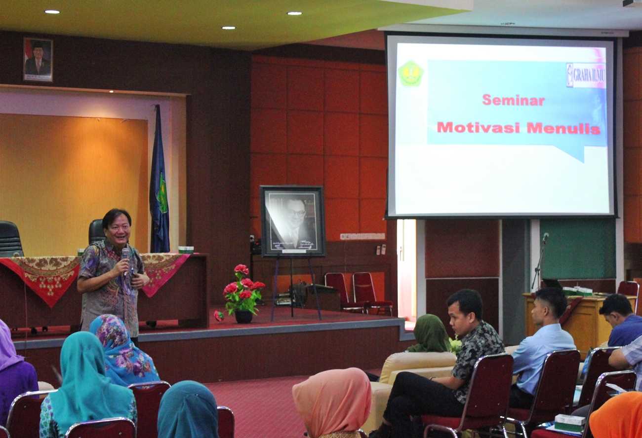 Seminar Motivasi Menulis Bersama Penerbitan Graha Ilmu