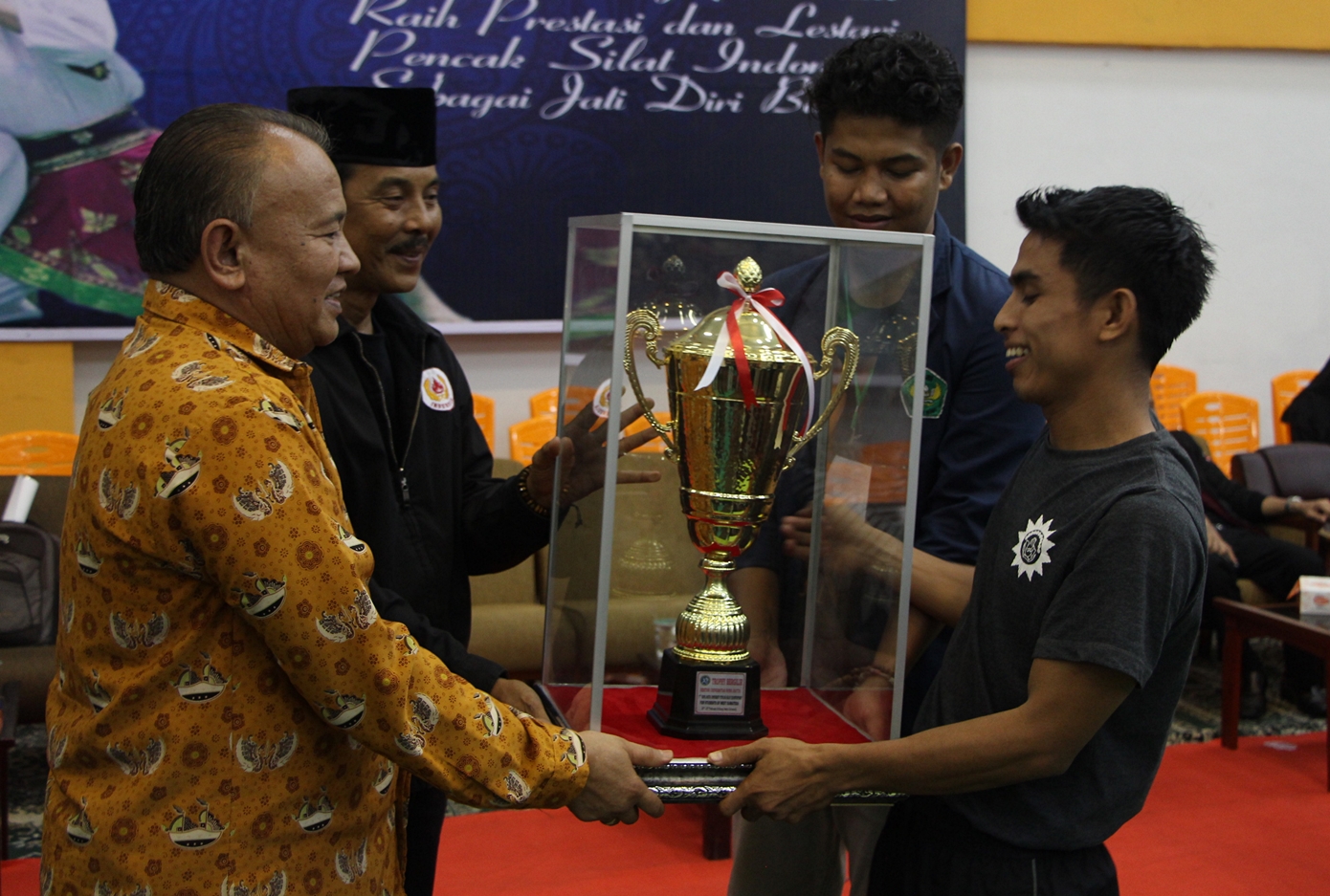 Universitas Bung Hatta Sukses Selenggarakan Kejuaraan Pencak Silat Pelajar SMP-SMA