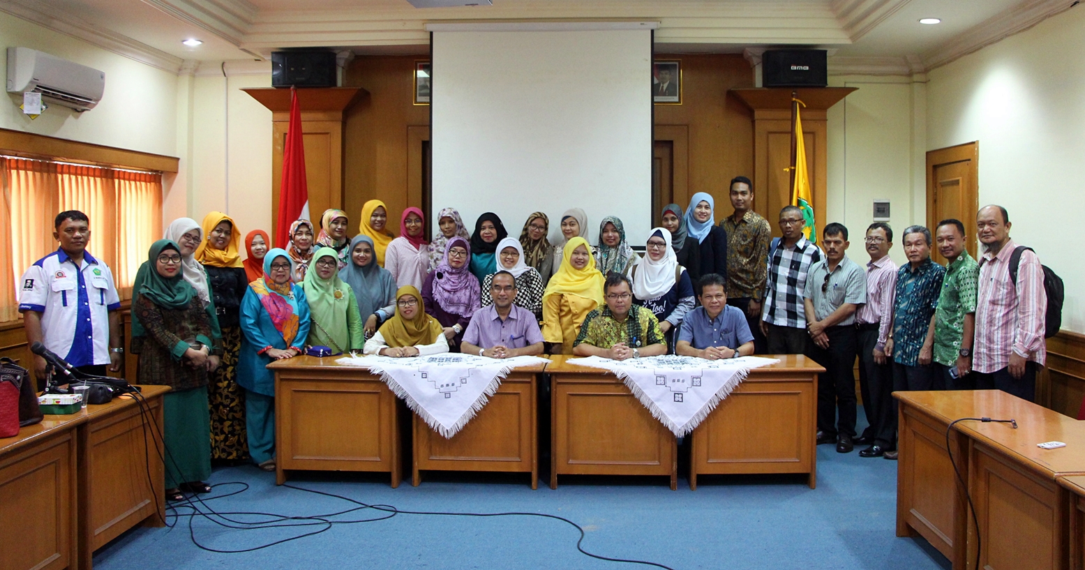 Universitas Bung Hatta Terima Dana 2,69 M Untuk Penelitian dan PPM Kemenristekdikti