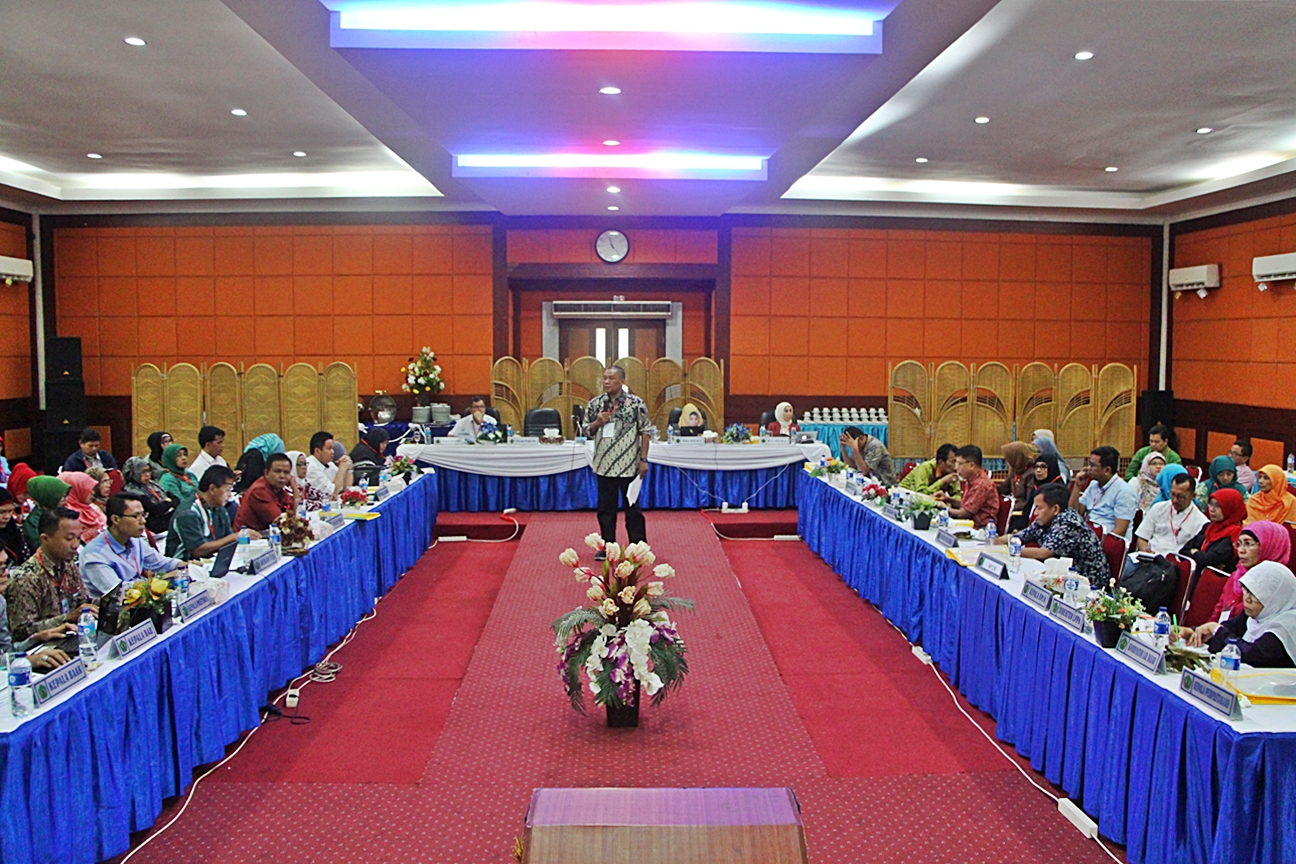 Universitas Bung Hatta Gelar RKAT 2016 Sesi Pleno I