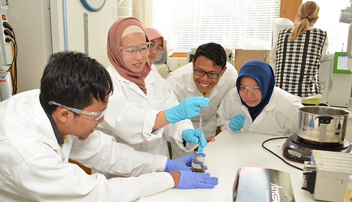 Dr. Silvi Octavia, M.T., dosen Teknik Kimia UBH Dilibatkan dalam Proyek Kolaborasi