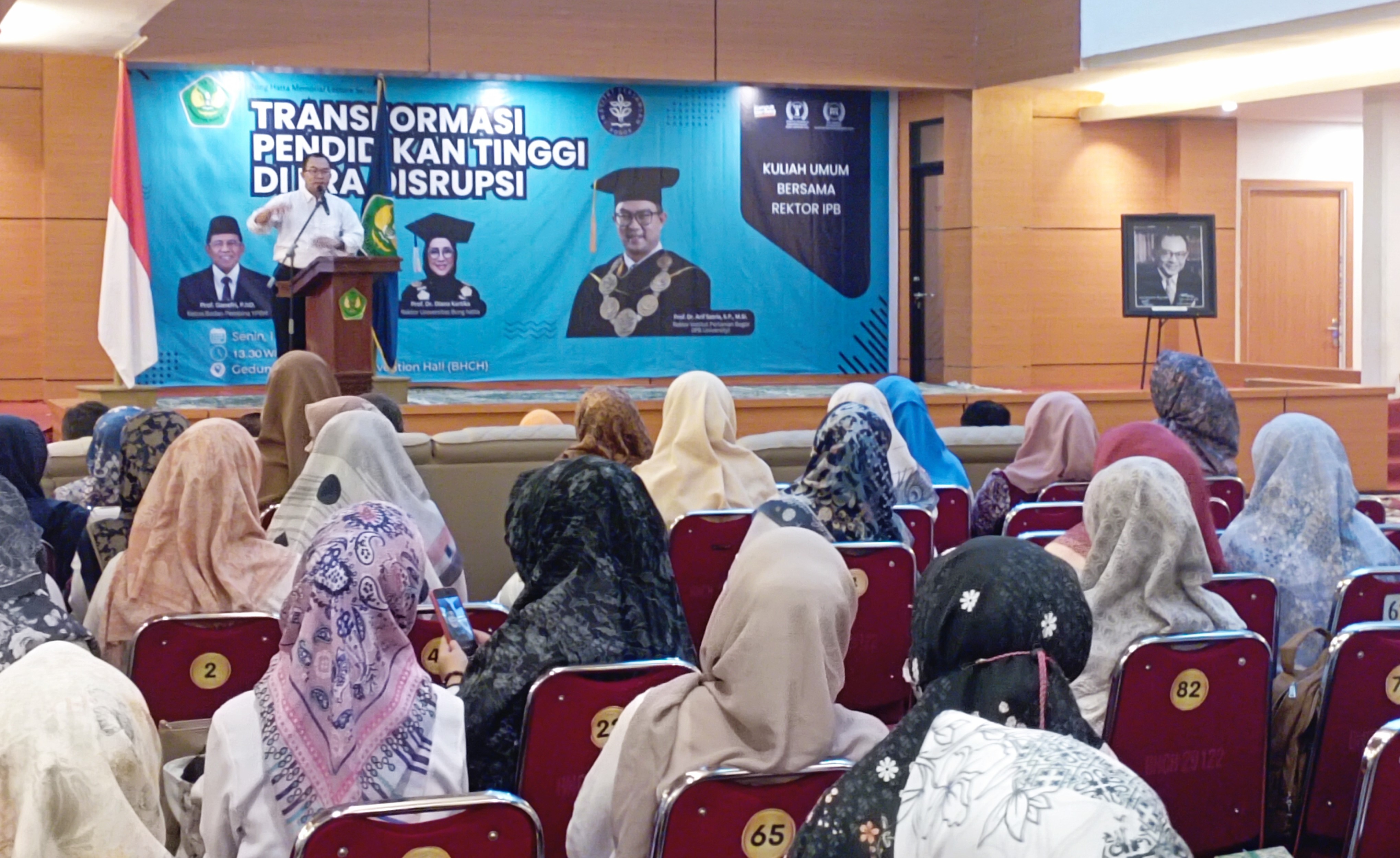 Kuliah Umum Rektor IPB University di Universitas Bung Hatta: Transformasi Pendidikan Sudah Tak Terelakkan