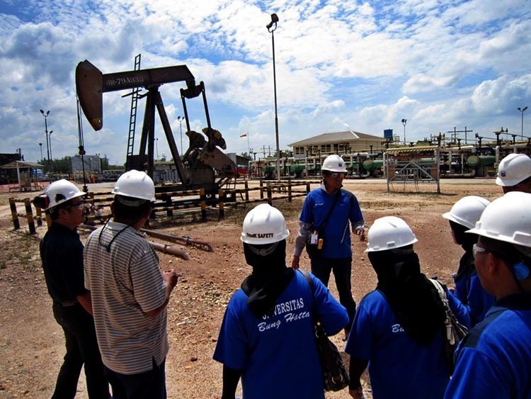 Teknik Kimia UBH Kunjungi dengan Industri-Industri Besar di Riau