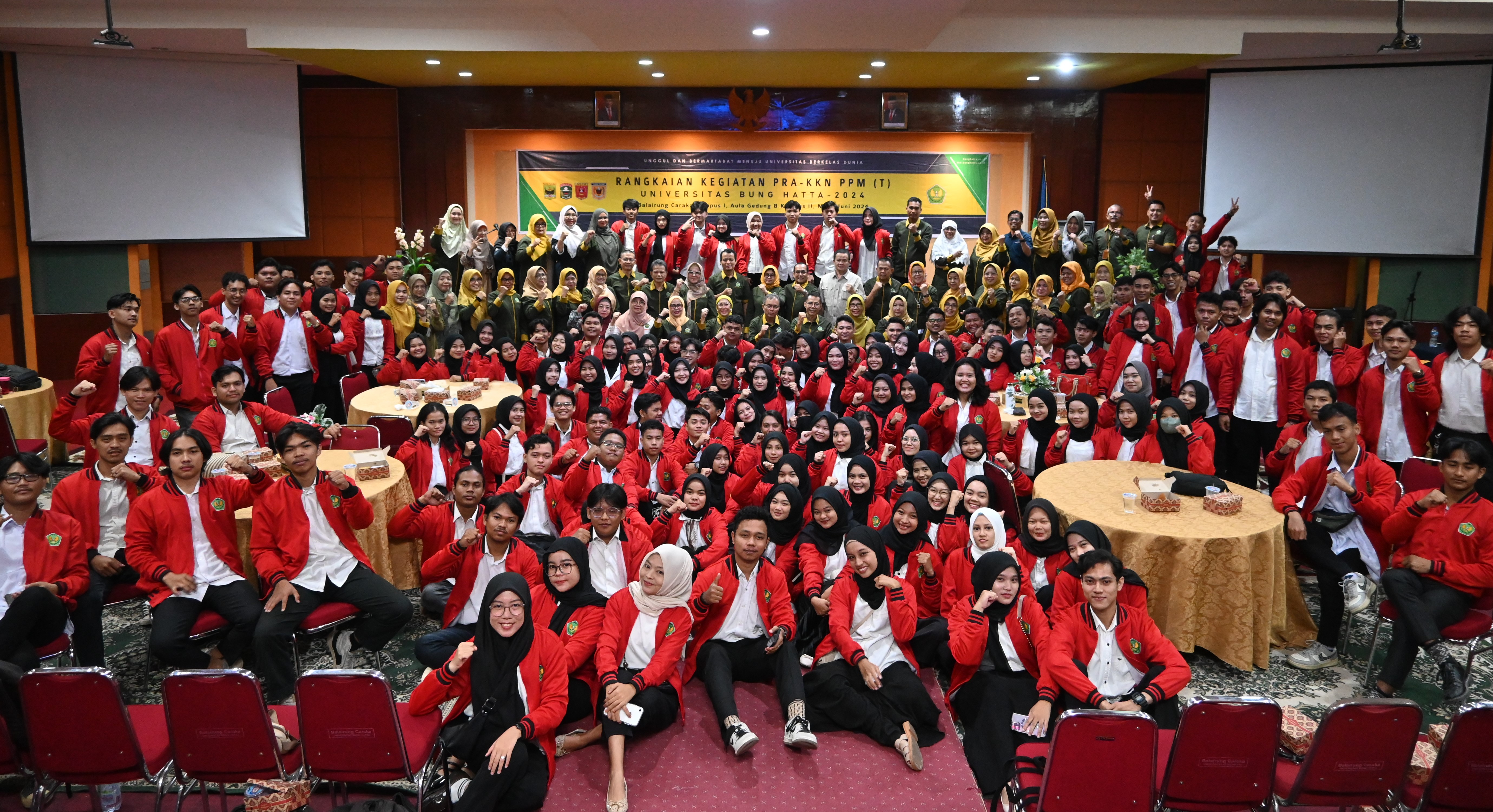 Rektor Universitas Bung Hatta, Lepas Penempatan 1041 Mahasiswa KKN-PPM ke-34 Kenagarian Se-Sumatera Barat