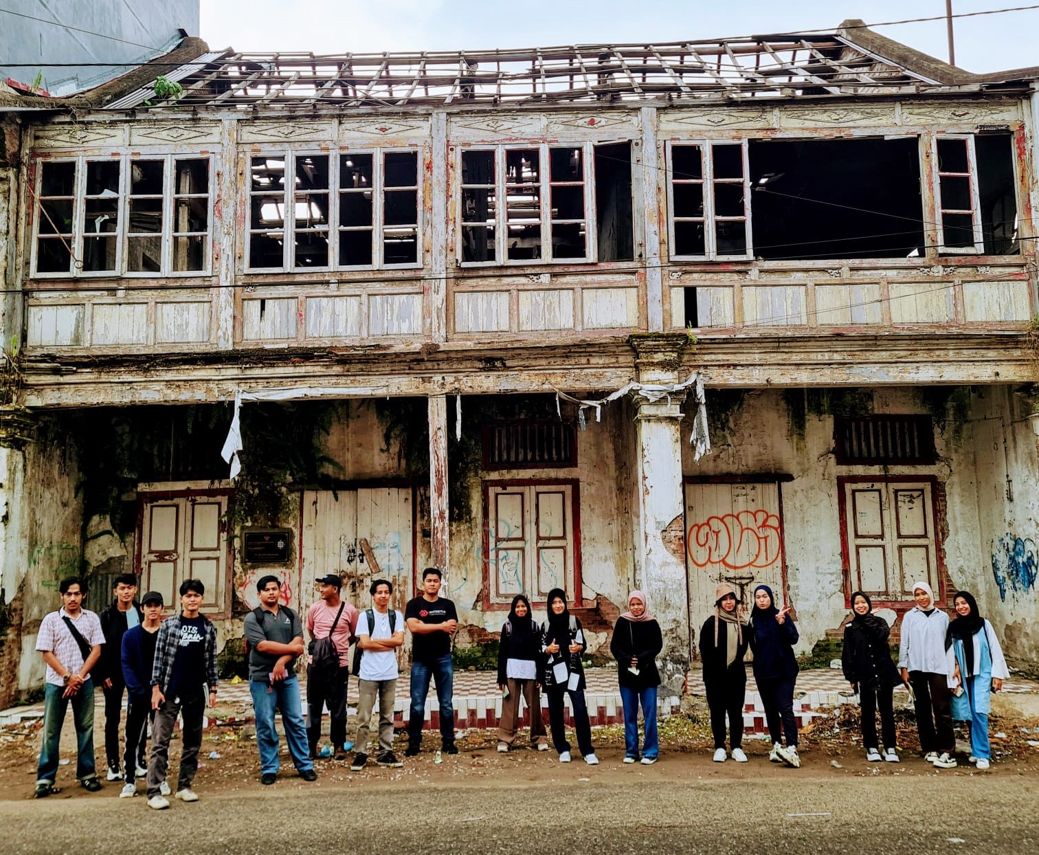 Kuliah Lapangan Pelestarian Bangunan & Lingkungan Selalu Bikin Asyik