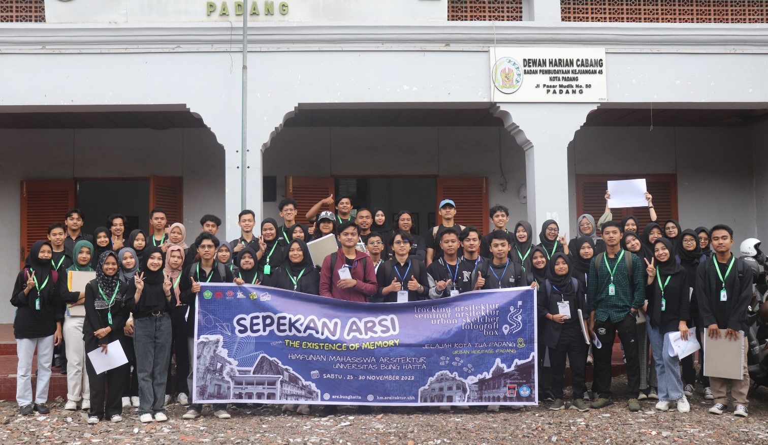 Tracking Arsitektur Kota Tua  SEPEKAN ARSI Program Studi Arsitektur FTSP Universitas Bung Hatta