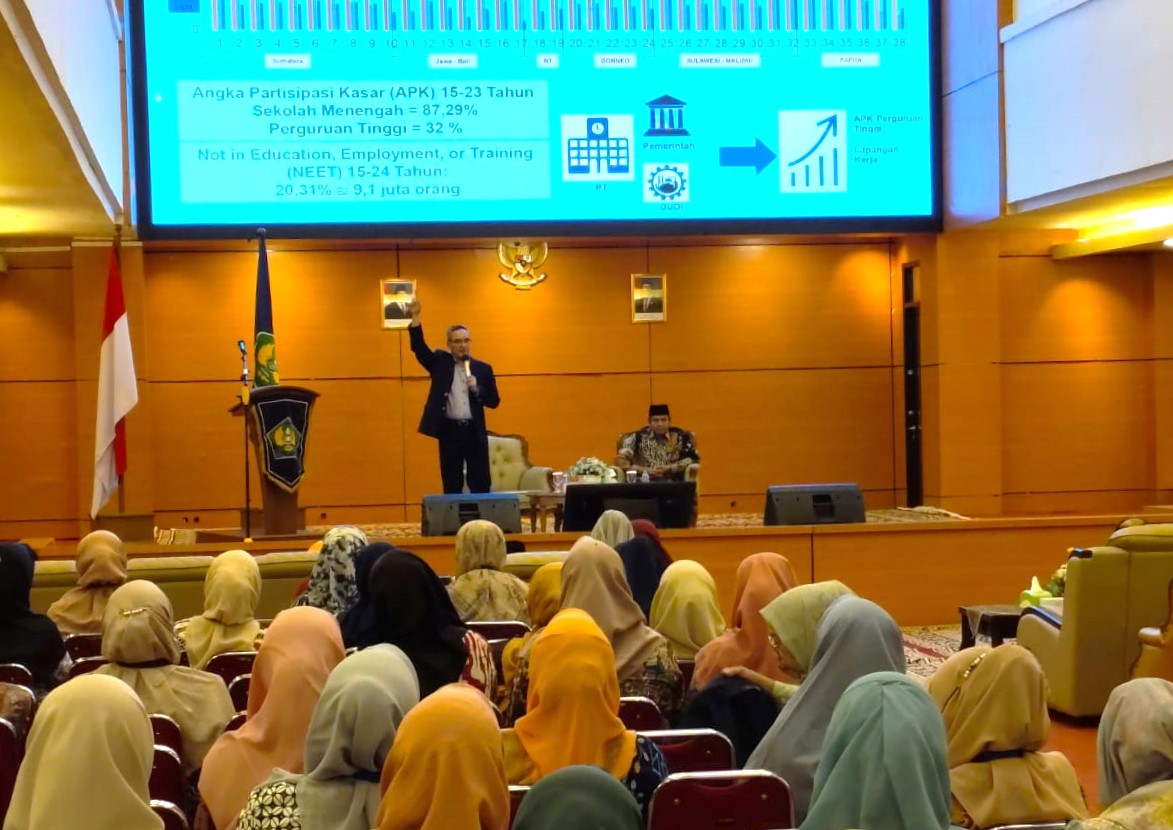 Kuliah Umum Direktur Kelembagaan Dirjen Dikti di Universitas Bung Hatta, Dorong Transformasi Kampus Berdampak Menuju Indonesia Emas 2045