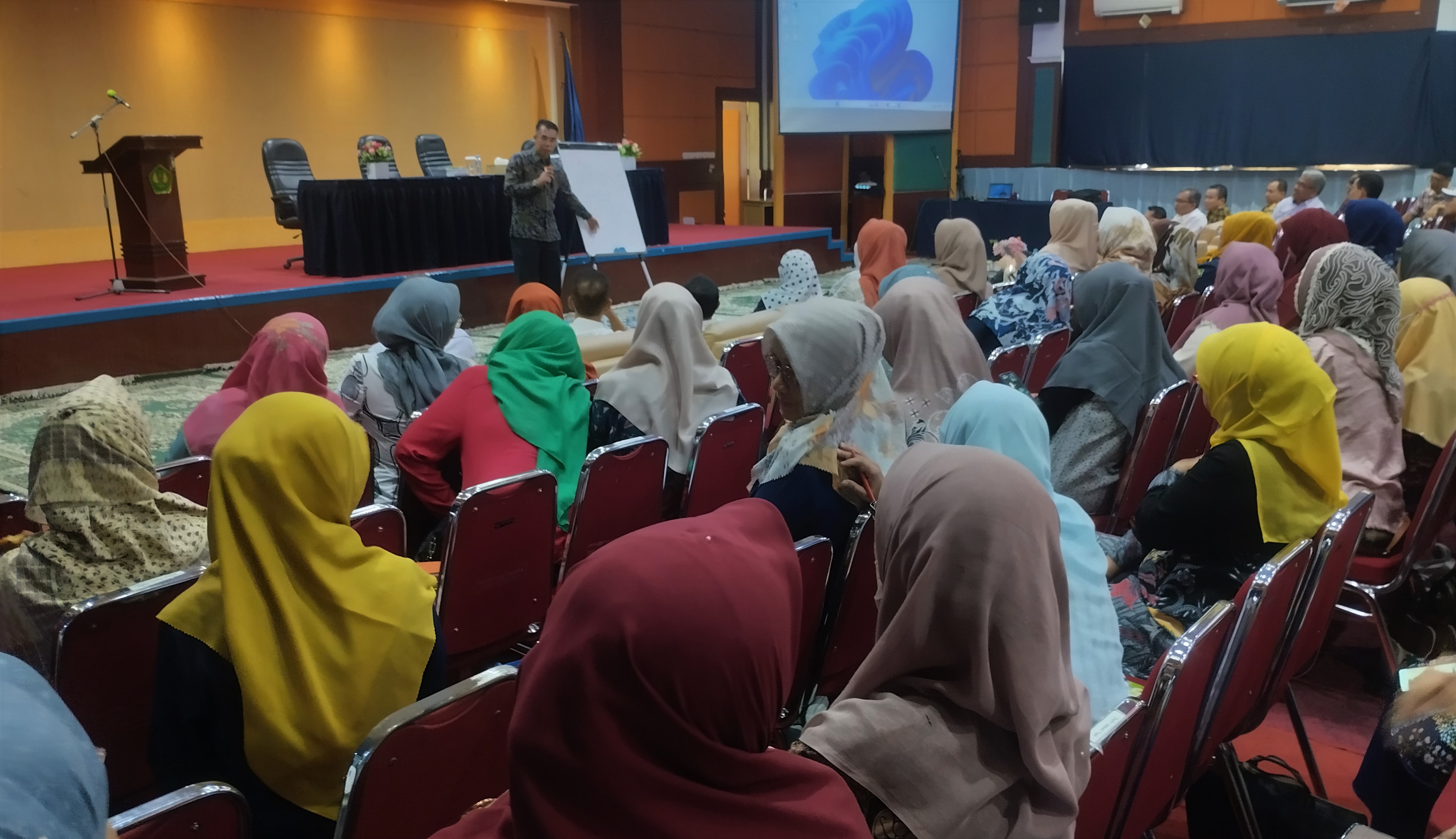 Bagian SDM UBH Bersama LLDIKTI X Gelar Acara Percepatan Jafung Dosen