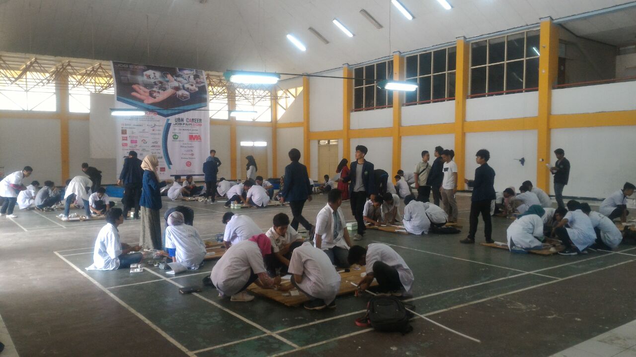 Mahasiswa Teknik Elektro Universitas Bung Hatta Dibekali Kompetensi Pemasangan Instalasi Listrik