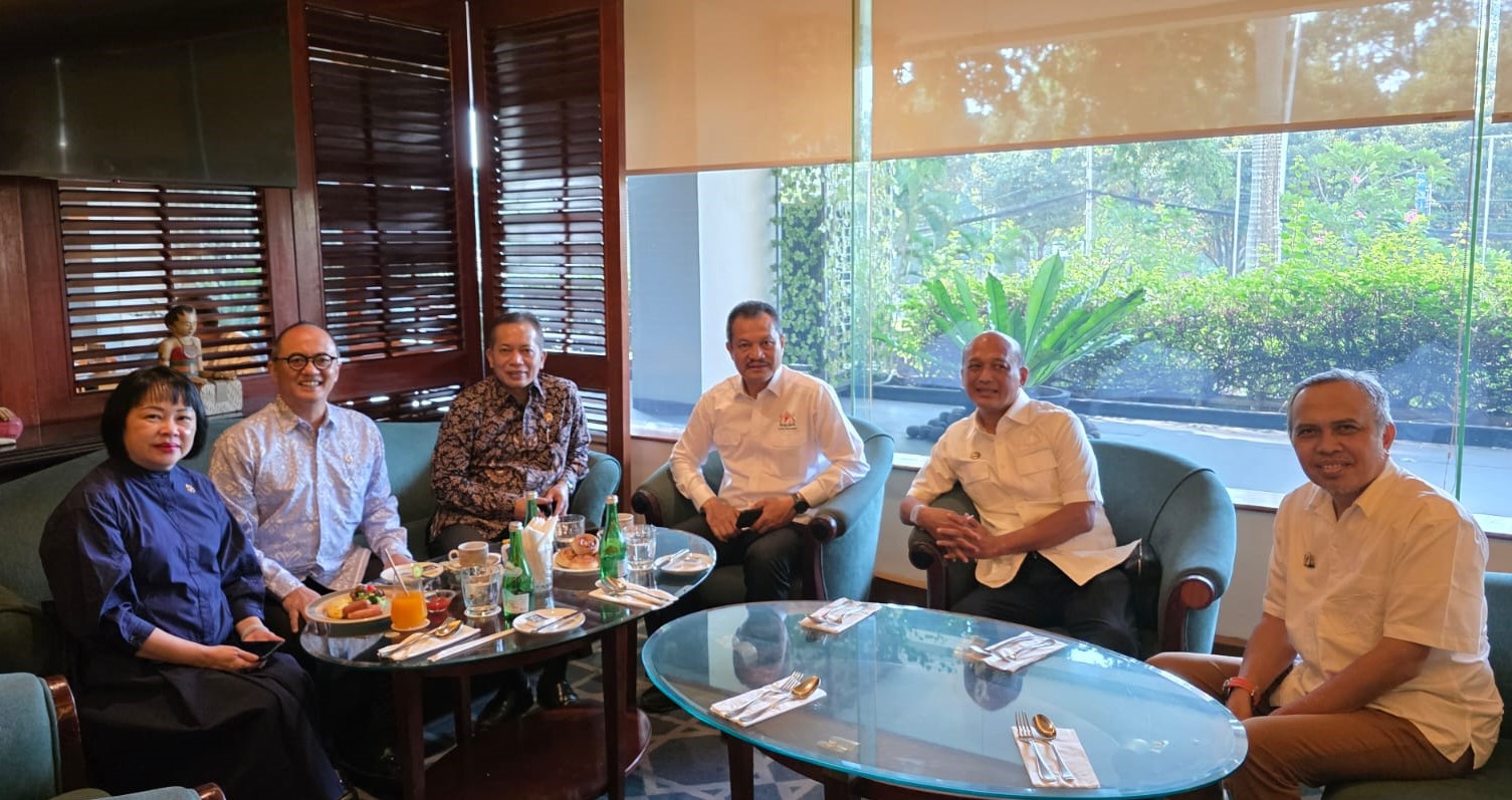 Universitas Bung Hatta dan KADIN Sumbar Dukung Koperasi Merah Putih