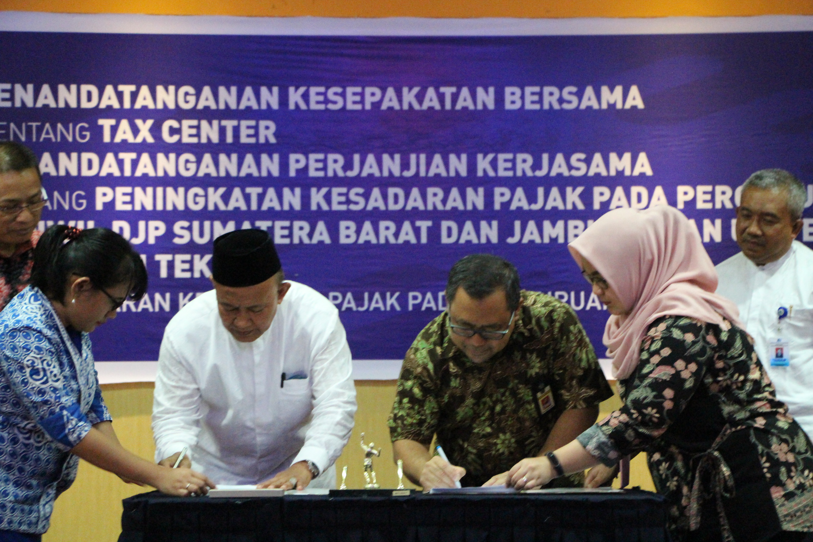 Penandatanganan MoU Bersama Direktorat Jenderal Pajak