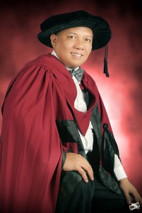 Prof. Dr. Niki Lukviarman, S.E., Akt,MBA., akan dilantik sebagai Rektor UBH