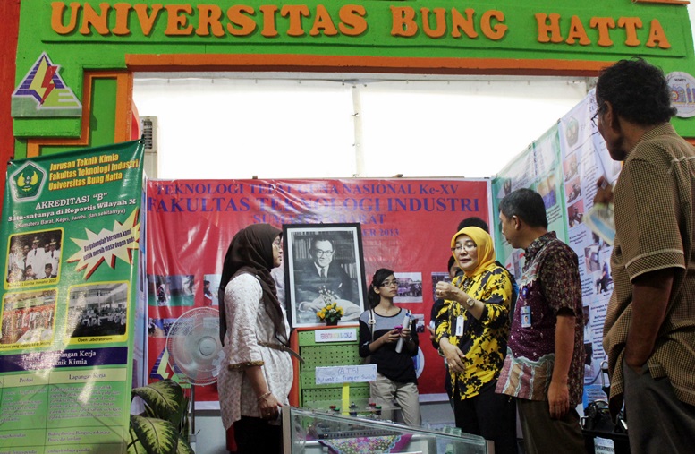 FTI UBH Tampilkan Karya Dalam Pameran Teknologi Tepat Guna Nasional