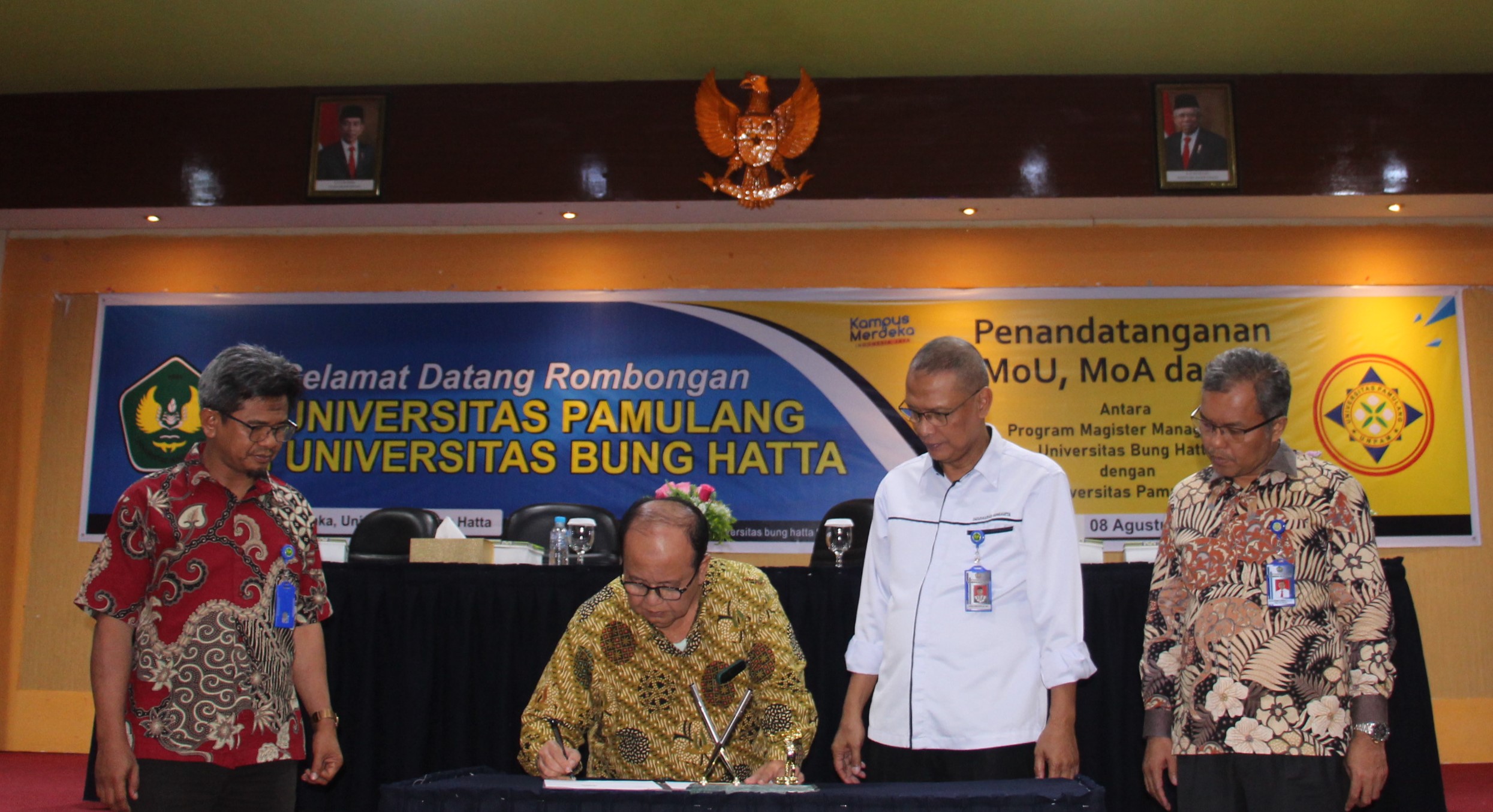 Penandatanganan MoU dan MoA antara Universitas Bung Hatta dengan Universitas Pamulang