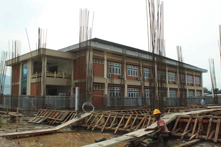 Pembangungan Kampus II UBH Libatkan Tenaga Kerja Lokal dan  Jawa