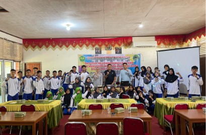 Dukung Prestasi Akademik Siswa SMAN 3 Pariaman, Dosen UBH Gelar Pelatihan Kebugaran Fisik