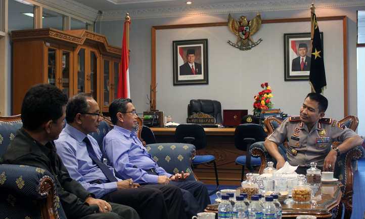 Kapolda Dukung Pembangunan Kampus II UBH di Aia Pacah