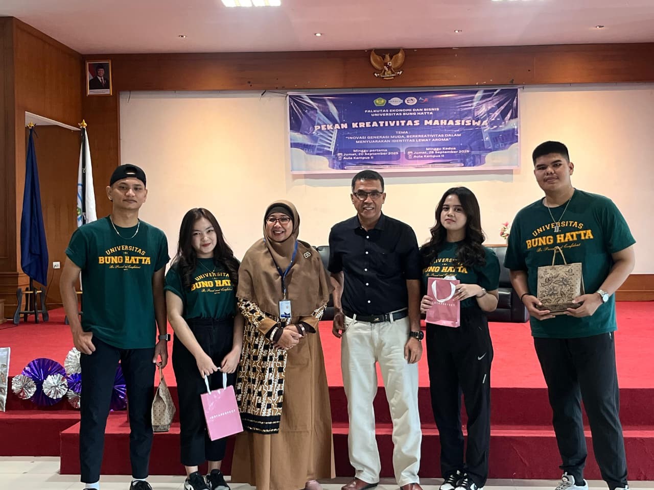 Pekan Kreativitas Mahasiswa Fakultas Ekonomi dan Bisnis Gelar Pelatihan Public Speaking