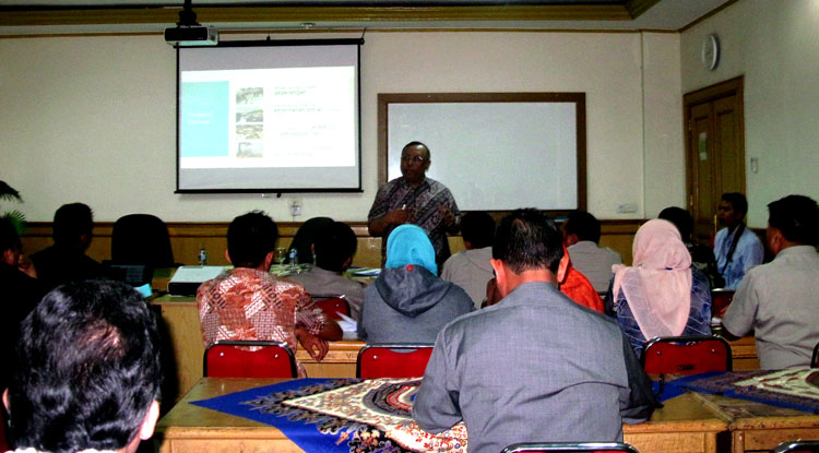 Ka. BNPB Syamsul Maarif: Penanggulangan Bencana Perlu Utamakan Kearifan Lokal