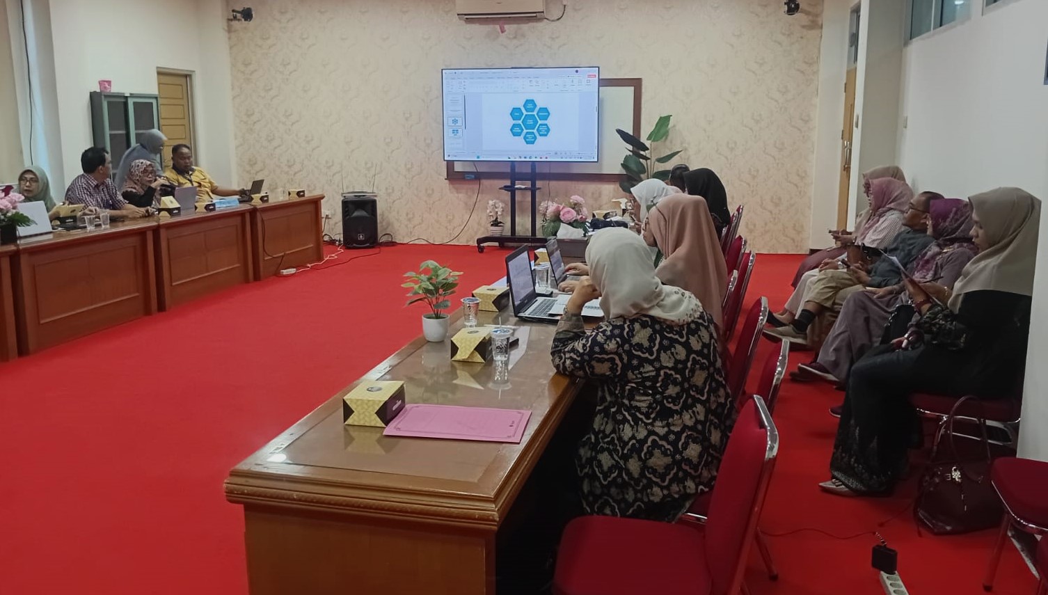 Seri II Save Our FEB : Membangun Sinergi dan Manajemen Alumni Fakultas Ekonomi dan Bisnis Yang Berdampak