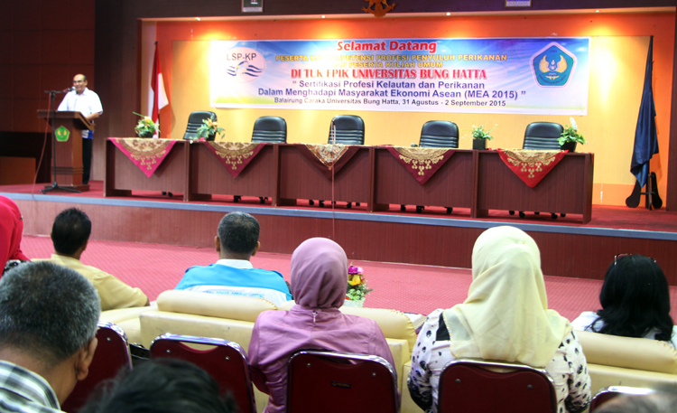 TUK Fakultas Perikanan UBH Sertifikasi 64 Penyuluh Perikanan