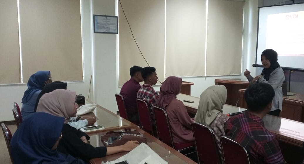 Kuliah Umum Prodi Manajemen FEB dengan Professor Dari UTM Malaysia