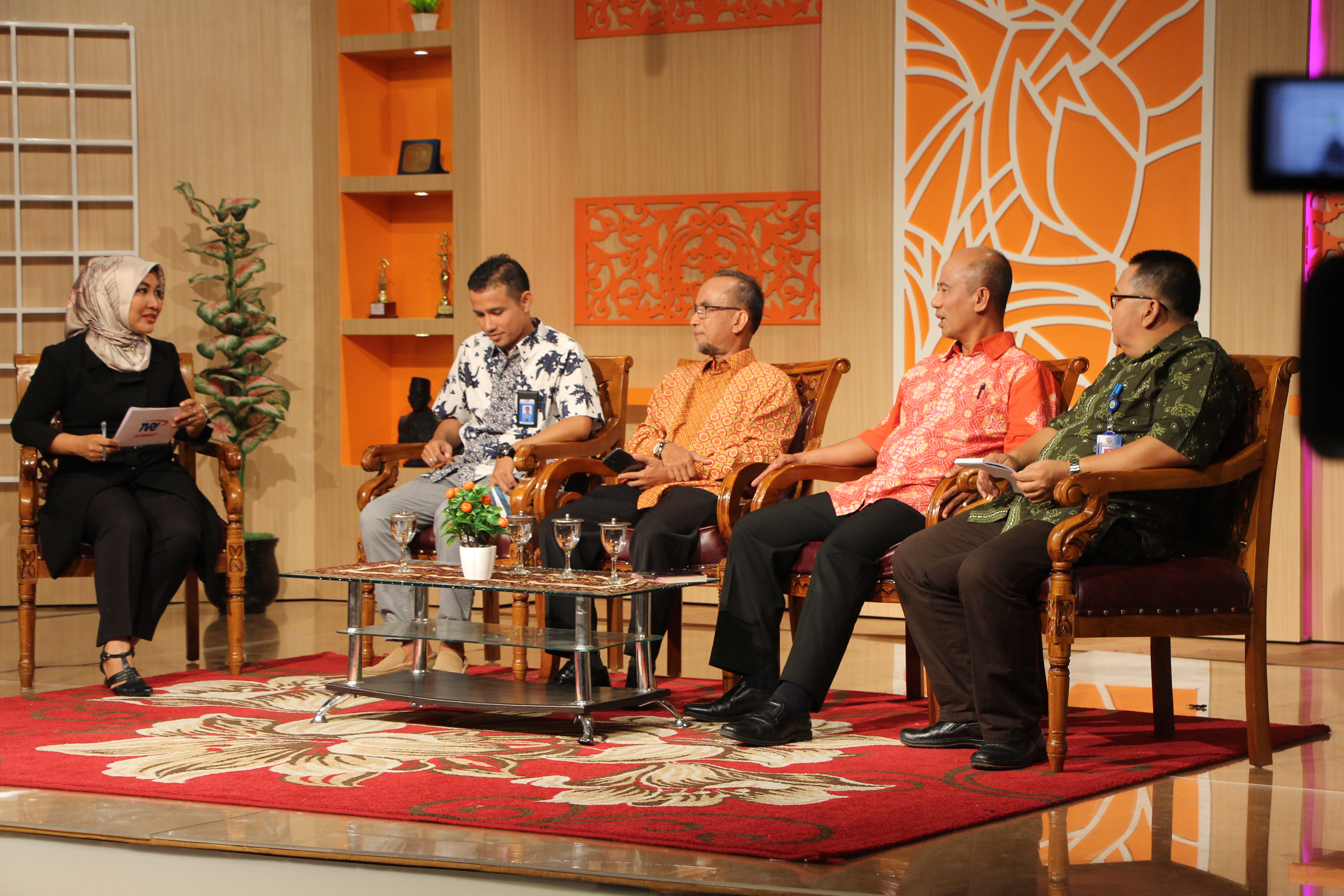 Dosen dan Mahasiswa FPIK Talkshow di TVRI Sumbar